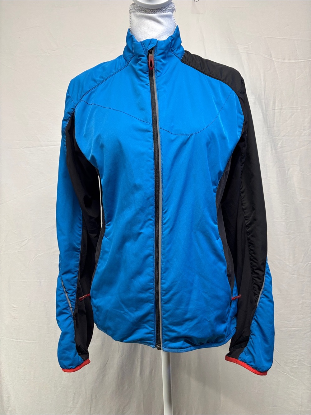 Salomon Women's Blue and Black Ski Jacket with Red Trim
